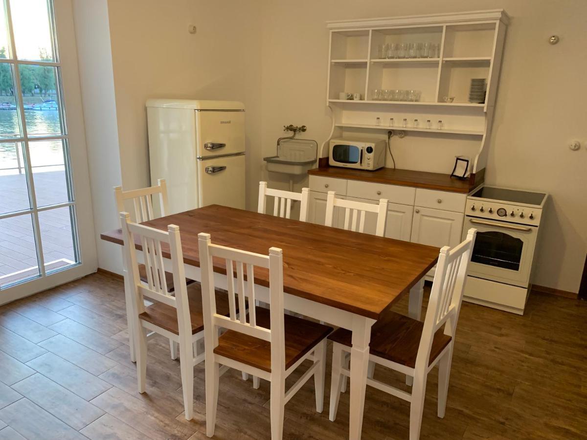 Szazesztendos Reveszhaz Apartman Szigetmonostor Εξωτερικό φωτογραφία
