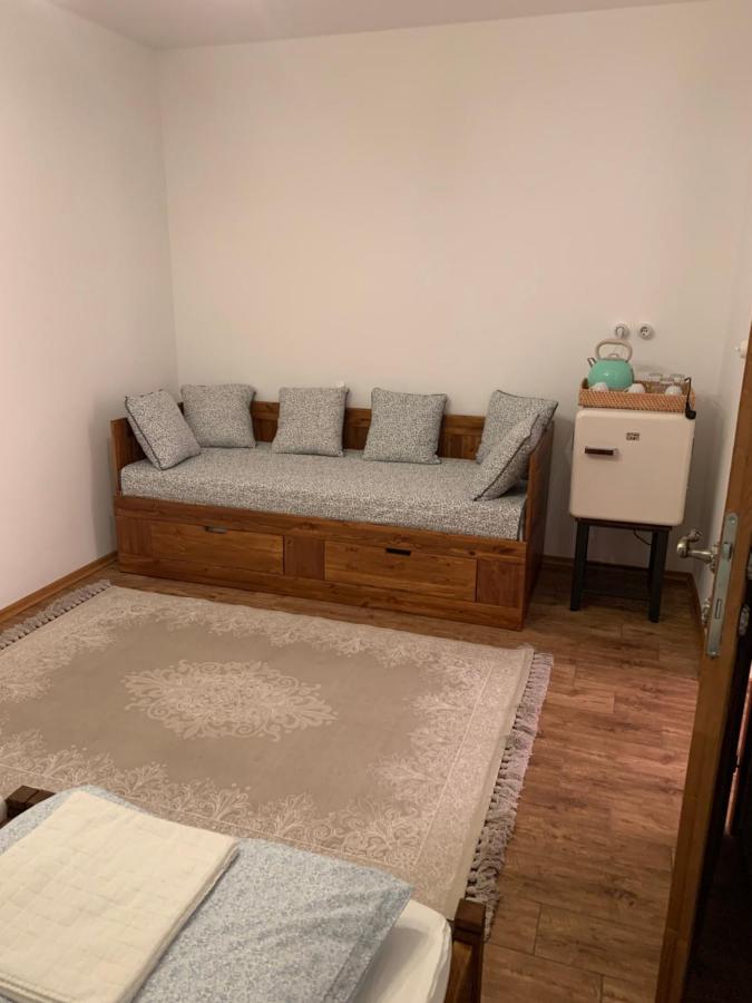 Szazesztendos Reveszhaz Apartman Szigetmonostor Εξωτερικό φωτογραφία
