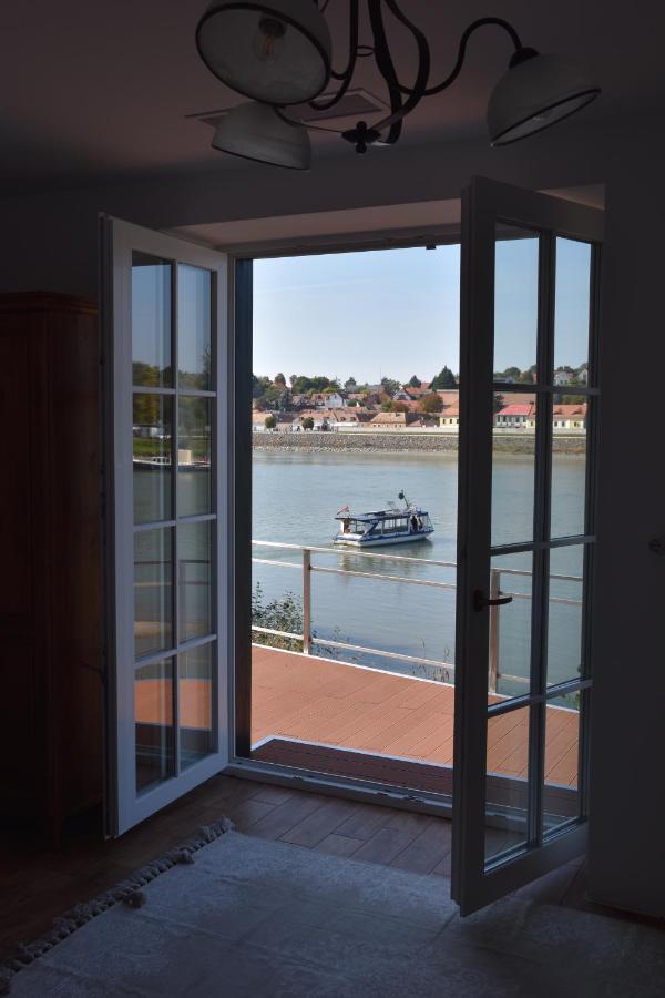 Szazesztendos Reveszhaz Apartman Szigetmonostor Εξωτερικό φωτογραφία