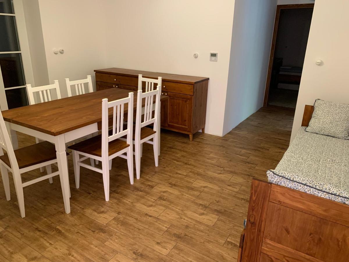 Szazesztendos Reveszhaz Apartman Szigetmonostor Εξωτερικό φωτογραφία